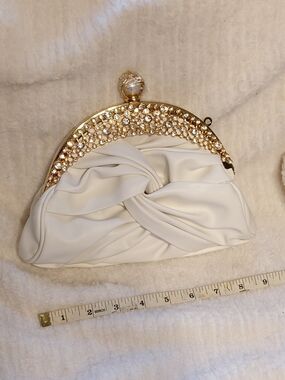 Elegant White Evening Clutch with Gold Crystal Frame